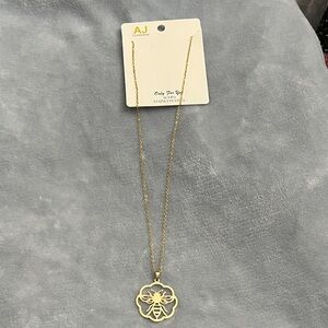 AJ Gold FlowerFashion Pendant Necklace